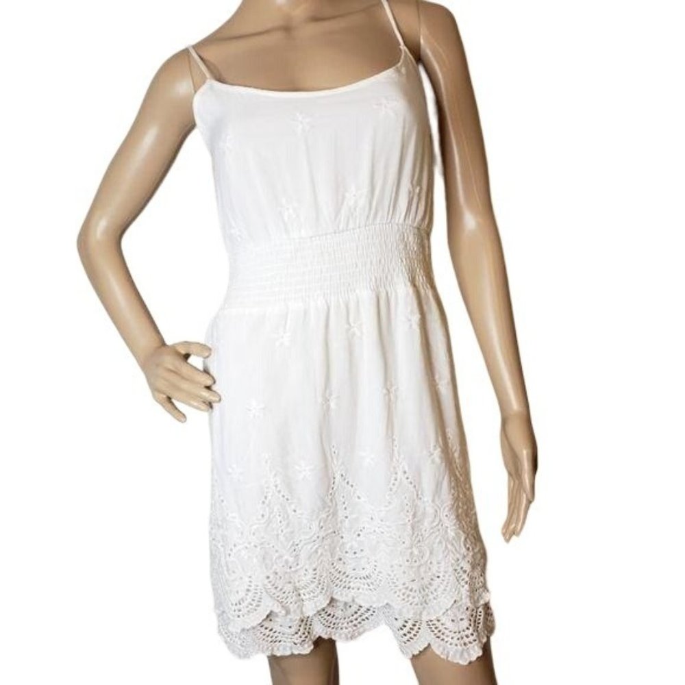 Myan white layered lace eyelet dress bridal, wedding, honeymoon, beach sz small